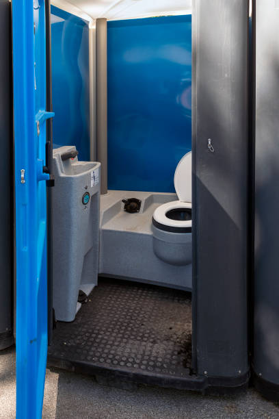 Best Portable bathroom rental  in Smithville, OH