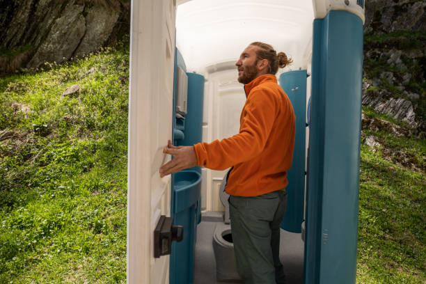 Best Porta potty rental near me  in Smithville, OH